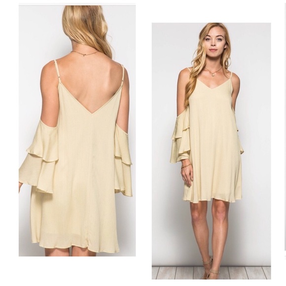 ❄️Romantic Bell Sleeve Dress❄️Sale - Picture 2 of 6